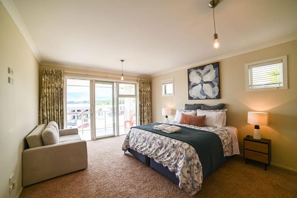 Ohana Tekapo Vista - 3BR Hot Tub & Stunning Views House in Lake Tekapo