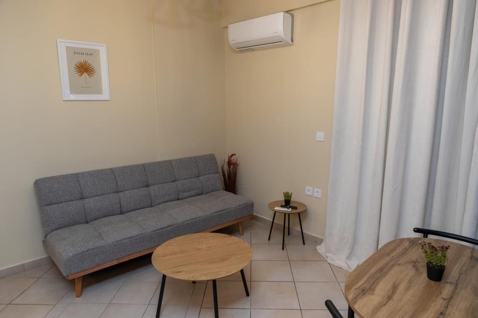 Living room, Seating area, air conditioner