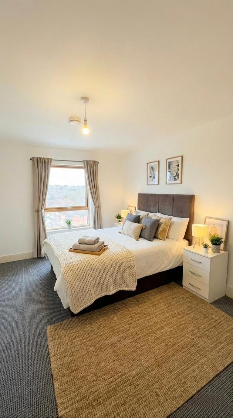 Bed, Bedroom