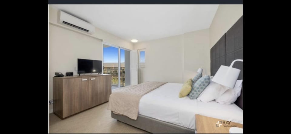 Resort on Salt Beach Hotel in Kingscliff