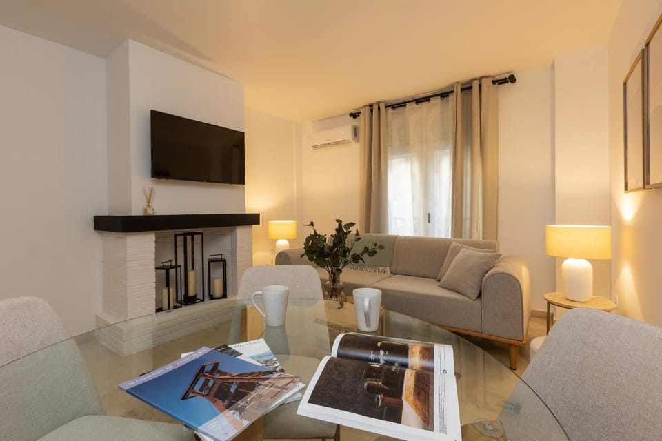 Living room, Dining area, heating