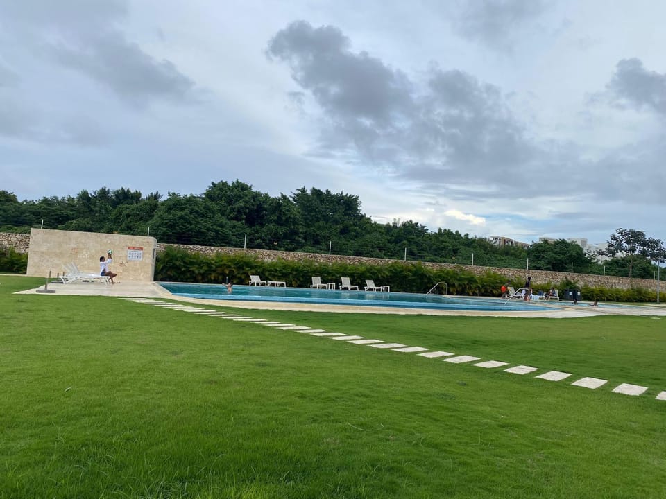Swimming pool