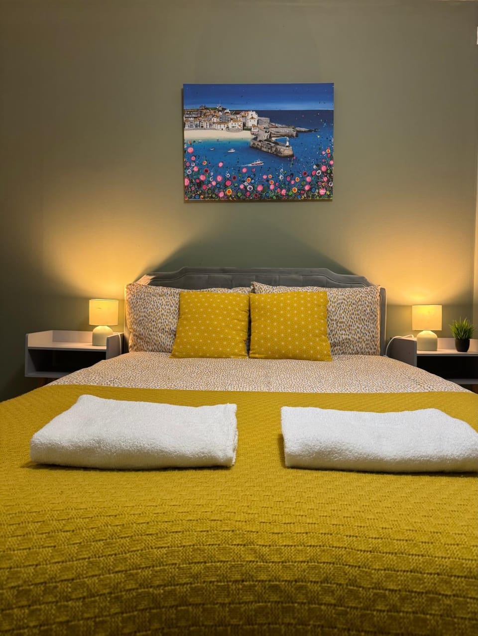 Bed, Bedroom