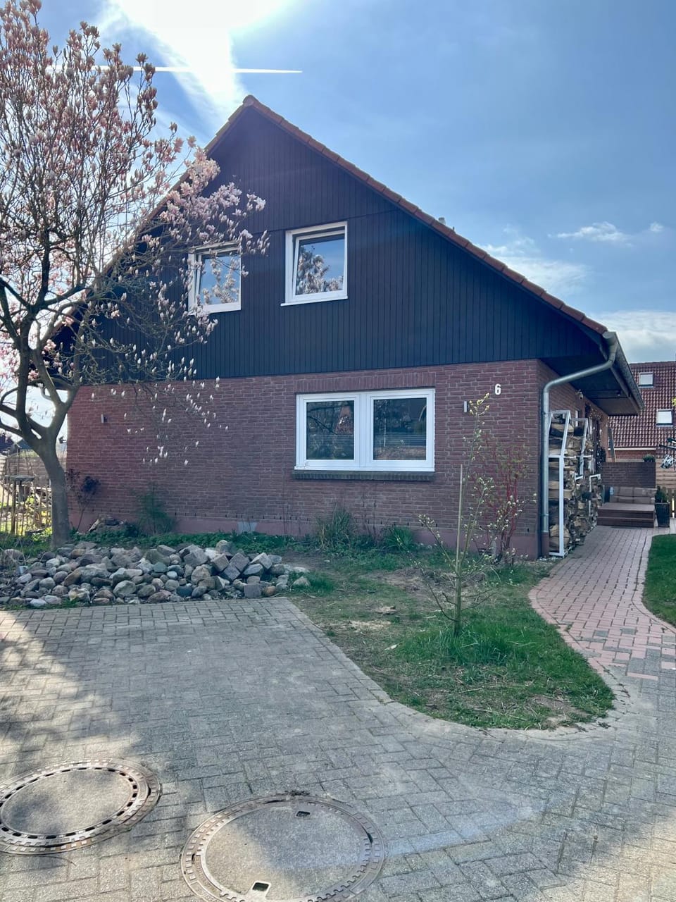 Property building, Spring, Day, Garden, Pets, children, young children, older children, internet, pet friendly