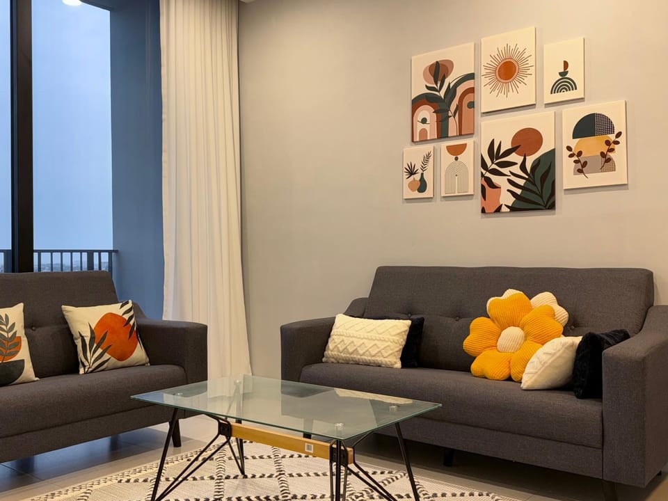 Living room, Decorative detail, Seating area