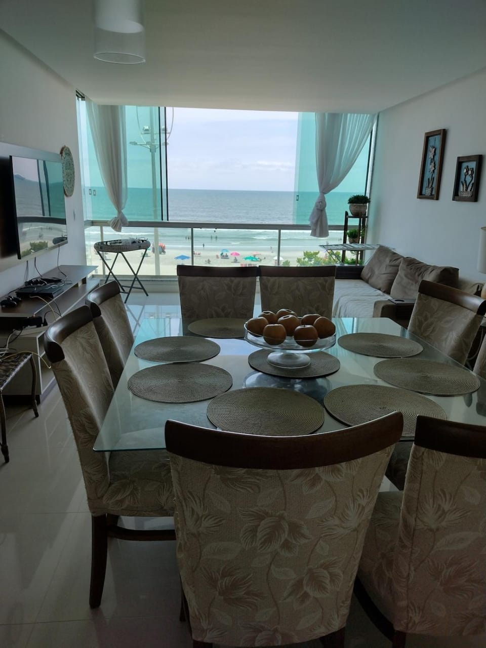 Private suite in the heart of BC Apartment in Camboriú
