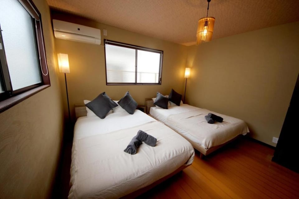 Japanese Modern Taste, Designer House!Fully equipped with games! Villa in Osaka