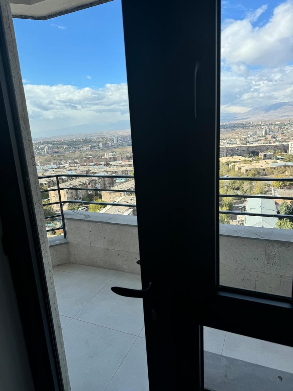 Three bedroom 4beds 3 bathroom 3 terrace MEGA MALL Hills Sports & Spa adjacent120Meter13Ff Apartment in Yerevan