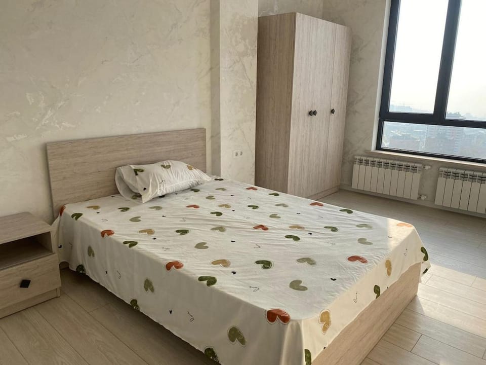 Three bedroom 4beds 3 bathroom 3 terrace MEGA MALL Hills Sports & Spa adjacent120Meter13Ff Apartment in Yerevan