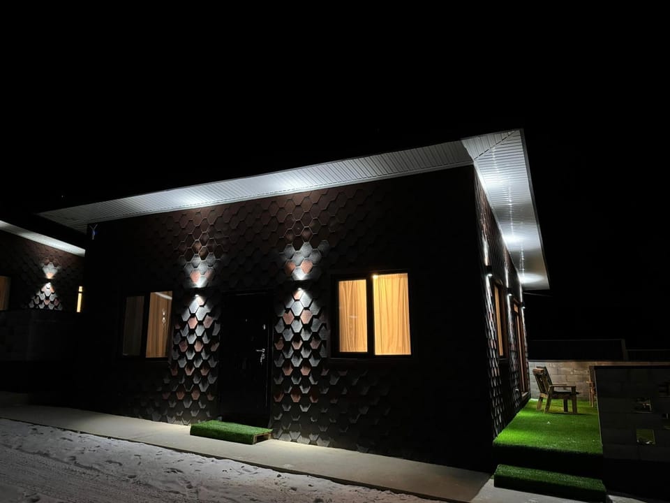 Property building, Night