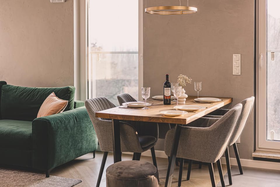 Living room, Seating area, Dining area