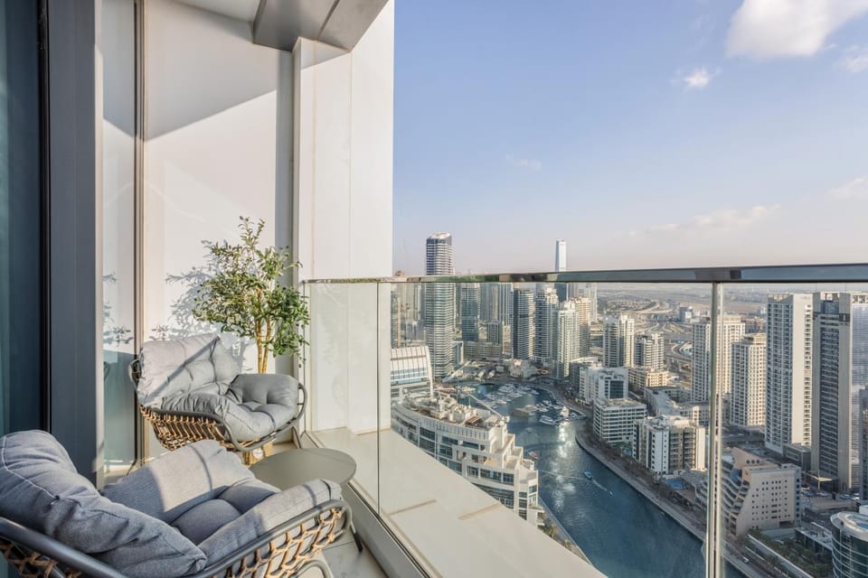 Luxury Escape w Stunning Views Address JBR 1BR Apartment in Dubai
