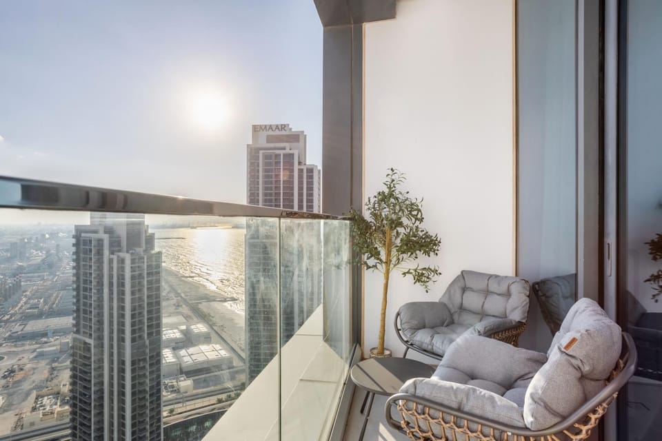Luxury Escape w Stunning Views Address JBR 1BR Apartment in Dubai