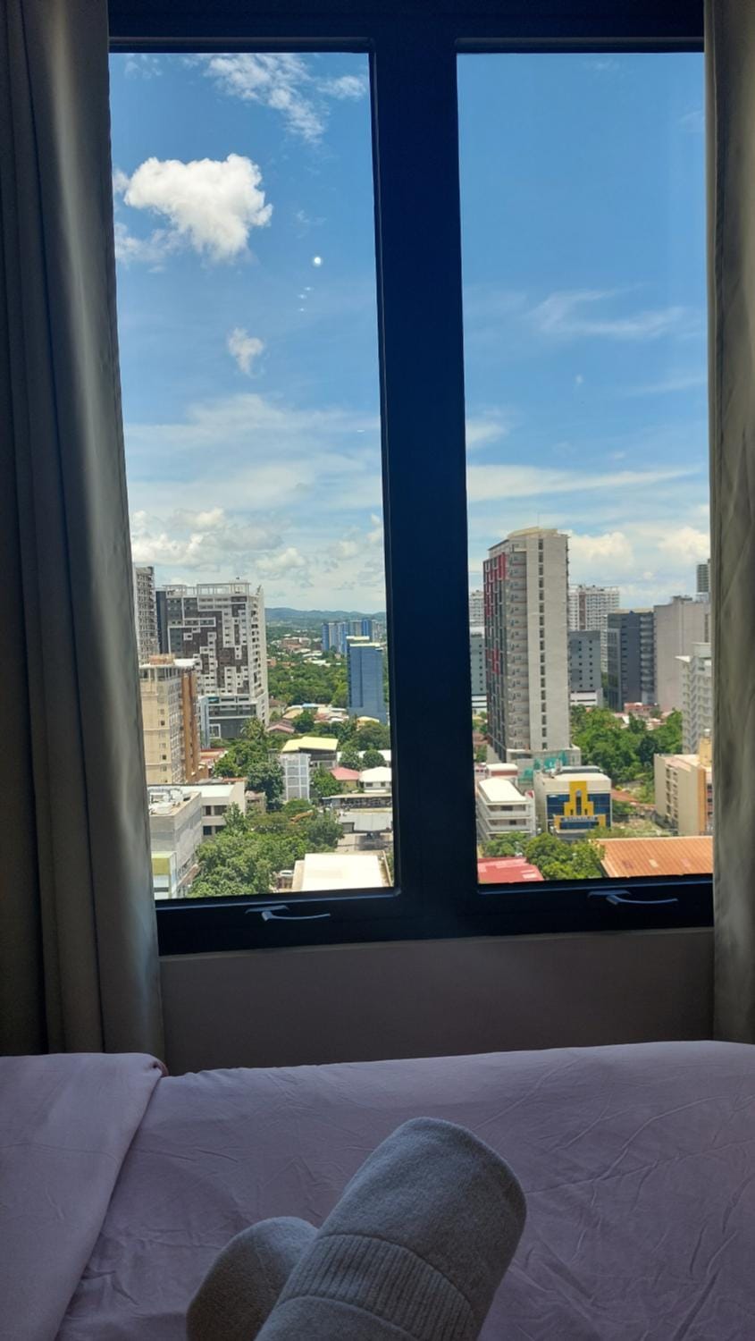 Studio Condo Fully Furnished-near IT Park Apartment in Lapu-Lapu City