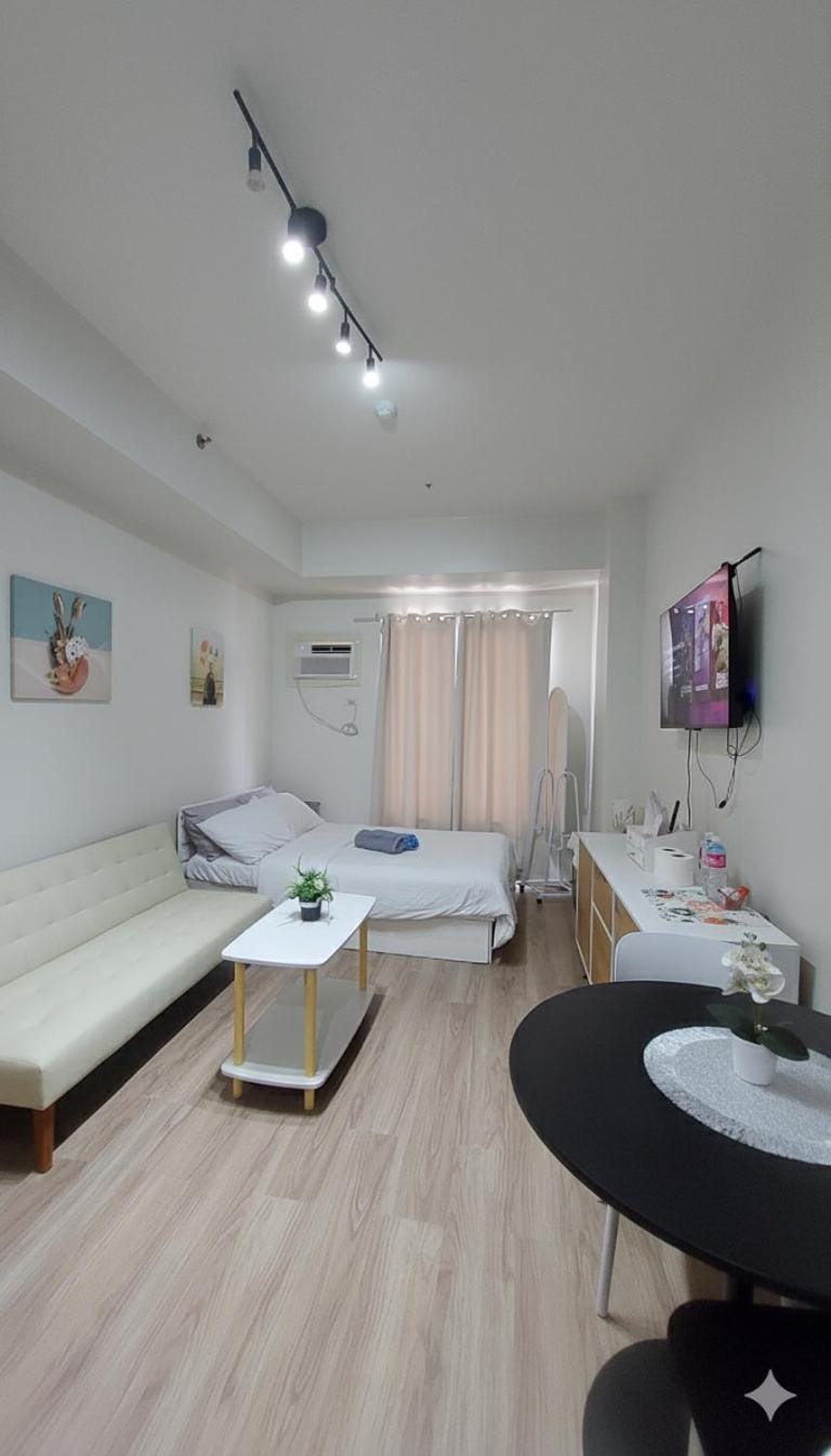 Studio Condo Fully Furnished-near IT Park Apartment in Lapu-Lapu City