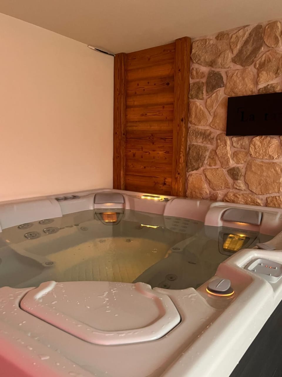 Spa and wellness centre/facilities