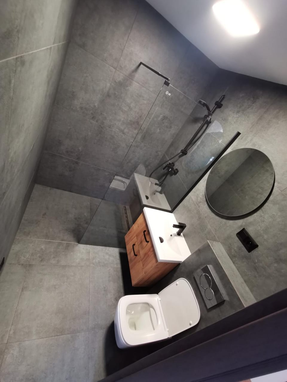Shower, Toilet, Bathroom