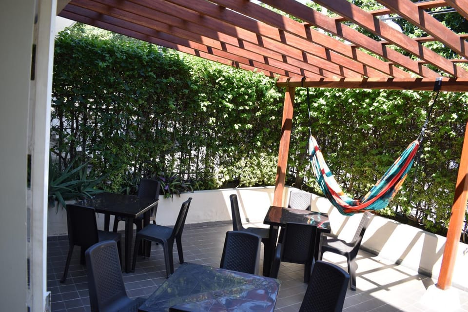 Patio, Day, Living room