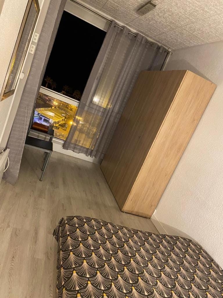 Appartement à Saint-Cyprien Plage Apartment in Saint-Cyprien