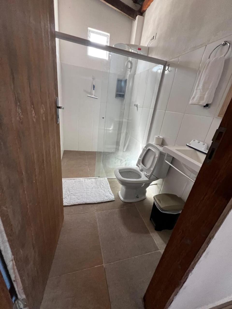 Shower, towels