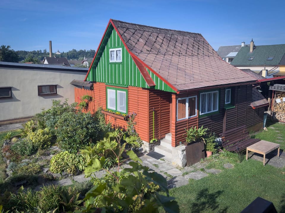 Property building, Garden