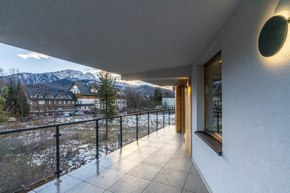 View (from property/room), Mountain view