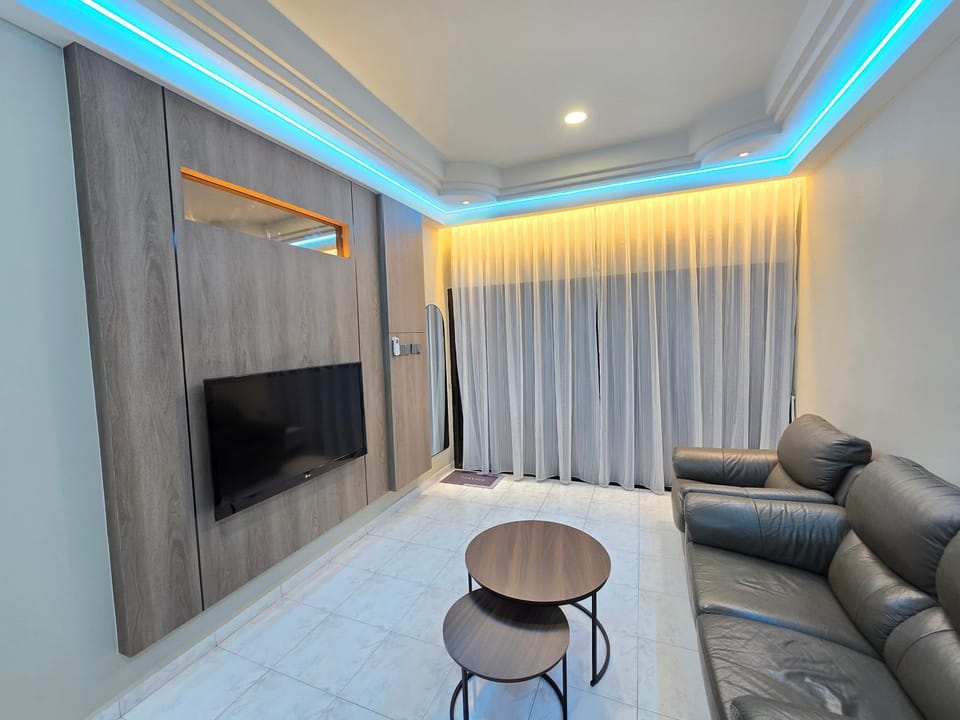 Bee Homestay Campground/ 
RV Resort in Johor