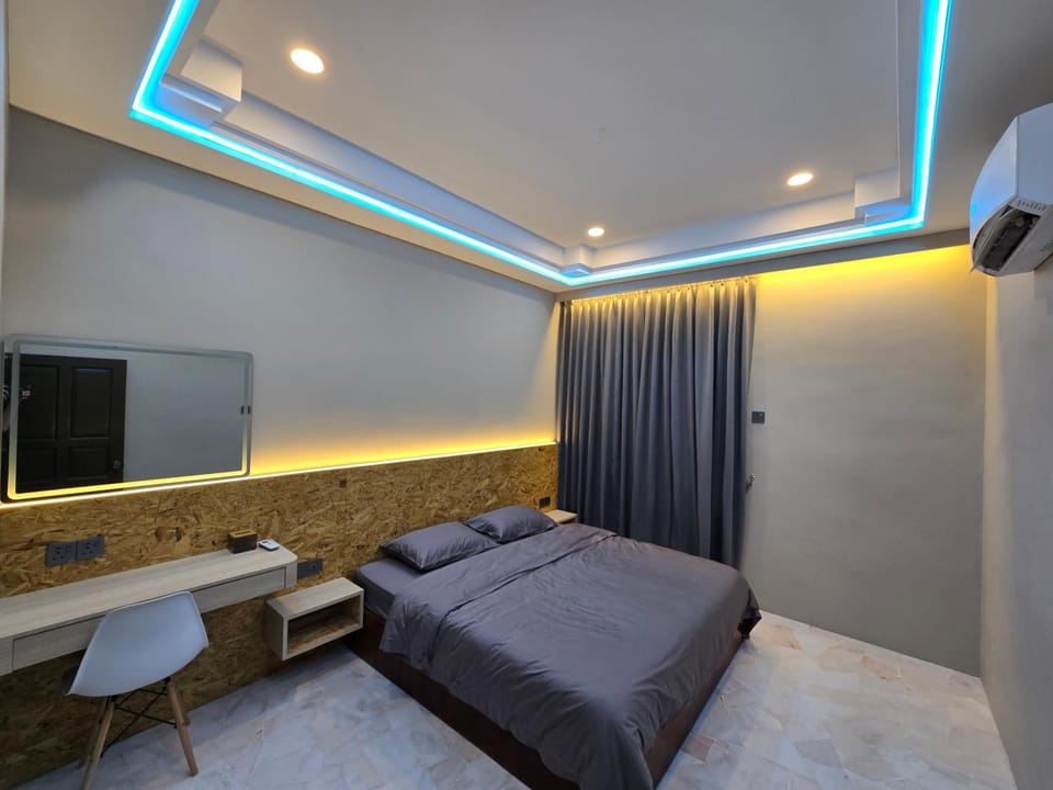 Bee Homestay Campground/ 
RV Resort in Johor