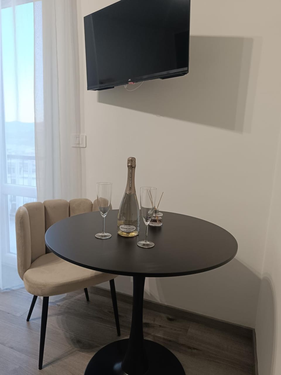 TV and multimedia, Food and drinks