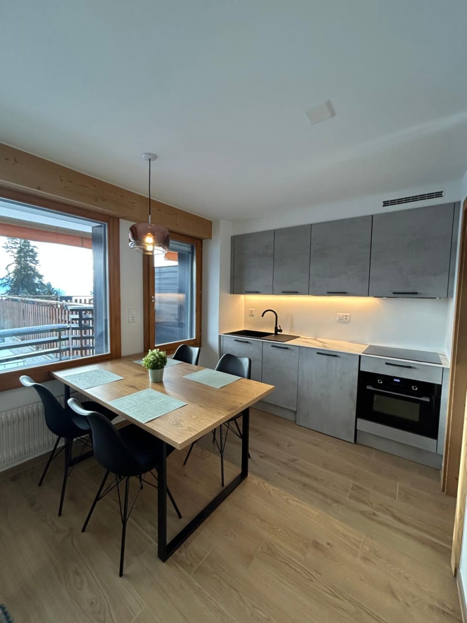 Studio moderne et cosy avec piscine et sauna Apartment in Crans-Montana