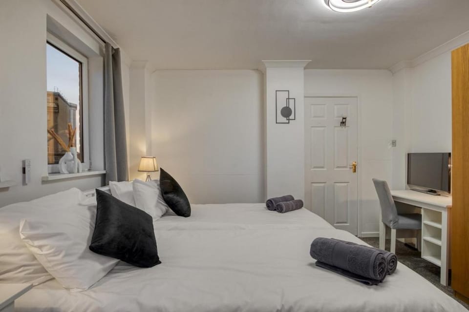 Central London 4Bed 3Bath Penthouse Apartment in City of Westminster