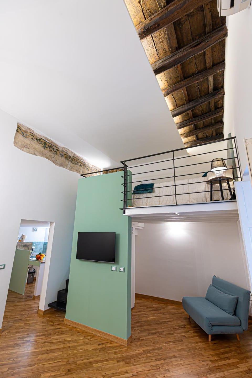 Communal lounge/ TV room, Living room