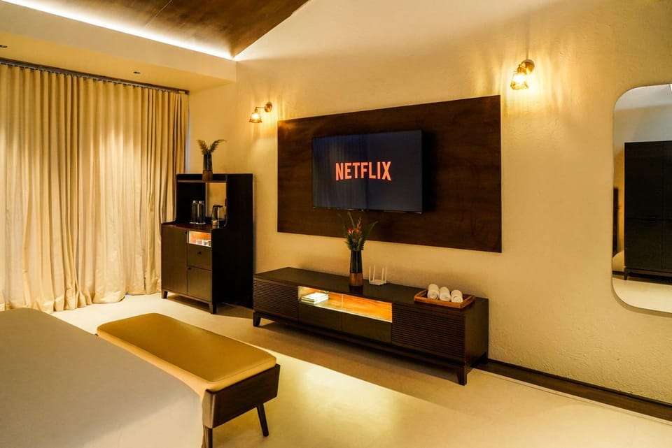 TV and multimedia, Evening entertainment