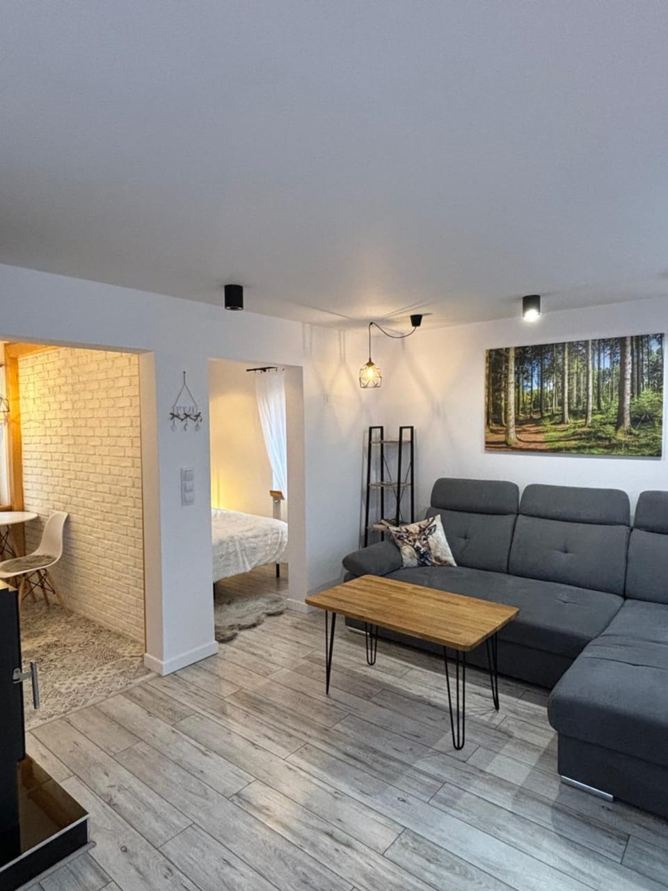Apartament Klimatyczny z kominkiem Apartment in Lower Silesian Voivodeship