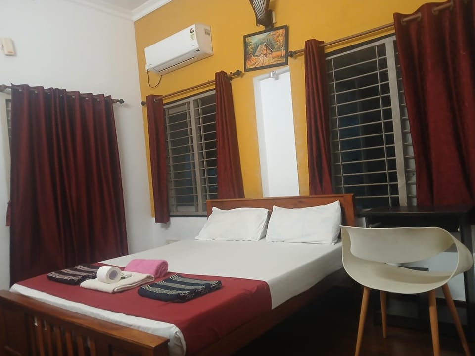 Garden Of Dreams Home stay Bed and Breakfast in Kochi