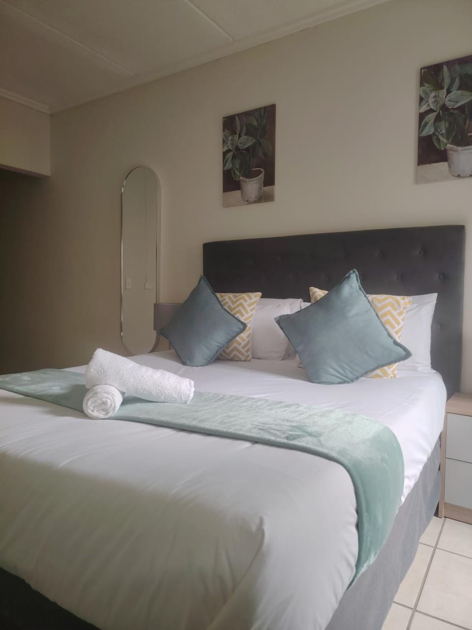 Tevin Nest 4 Apartment in Sandton