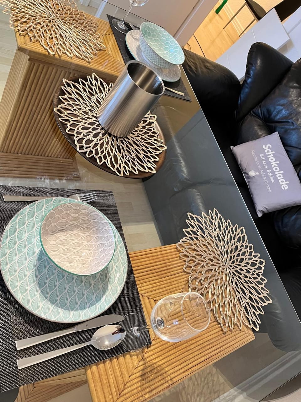 Dining area, Food