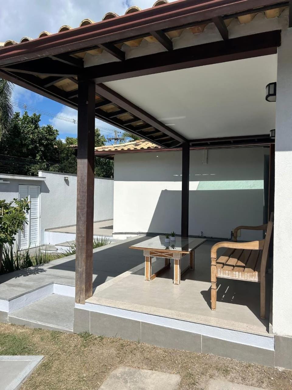Property building, Patio, Day, Garden