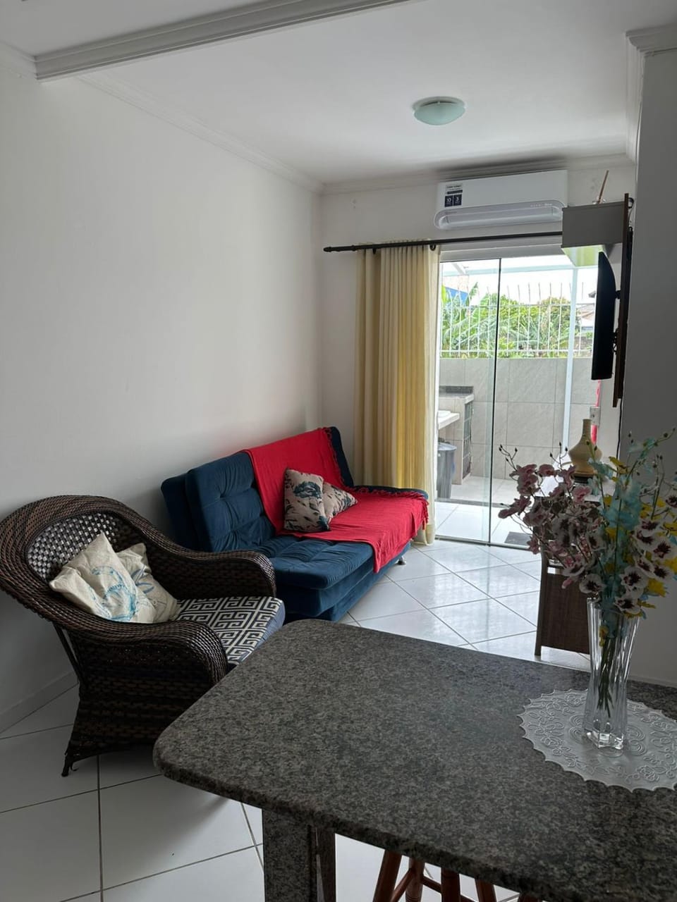 Communal lounge/ TV room, Living room