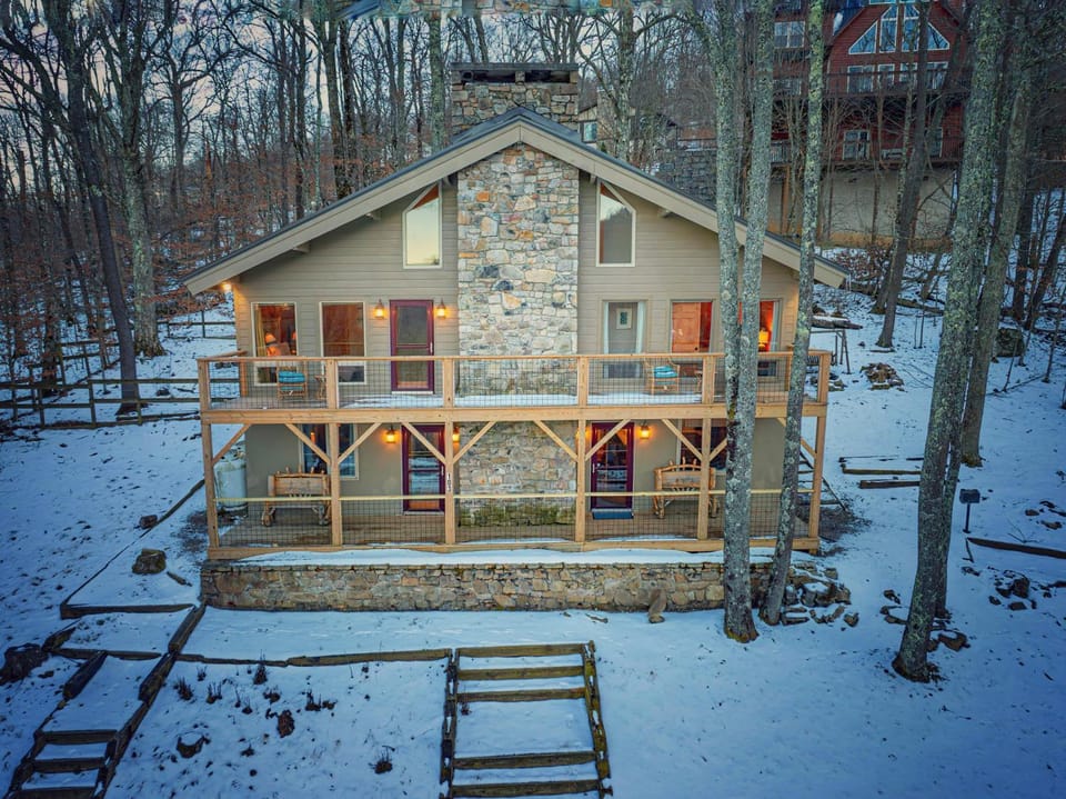Property building, Day, Natural landscape, Winter