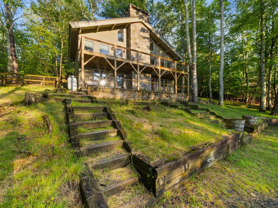 Property building, Day, Natural landscape