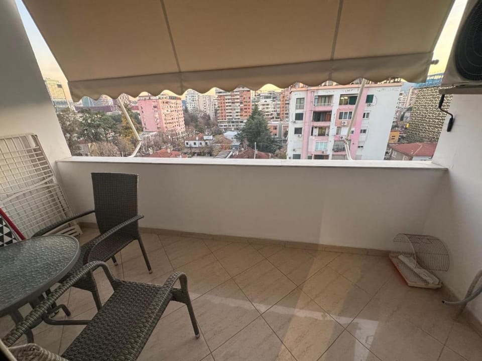 Cozy apartment in blloku area Apartment in Tirana