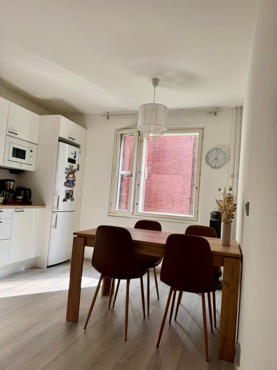 Cozy Private ROOM with Balcony, 10mins to Helsinki center, Free parking Vacation rental in Helsinki