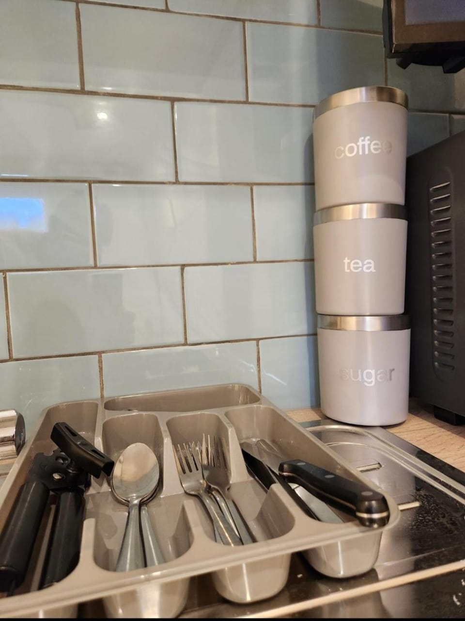 Ensuite Studio Flat Crawley-Gatwick Apartment in Crawley