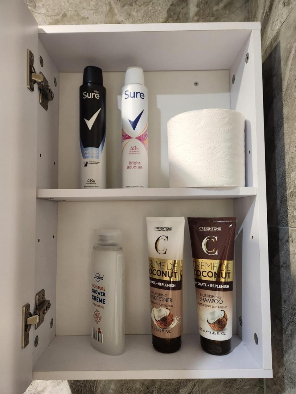 Ensuite Studio Flat Crawley-Gatwick Apartment in Crawley