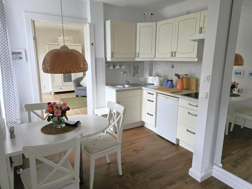 Ferienwohnung Hofidyll - Warnemünde Apartment in Mecklenburg-Vorpommern, Germany