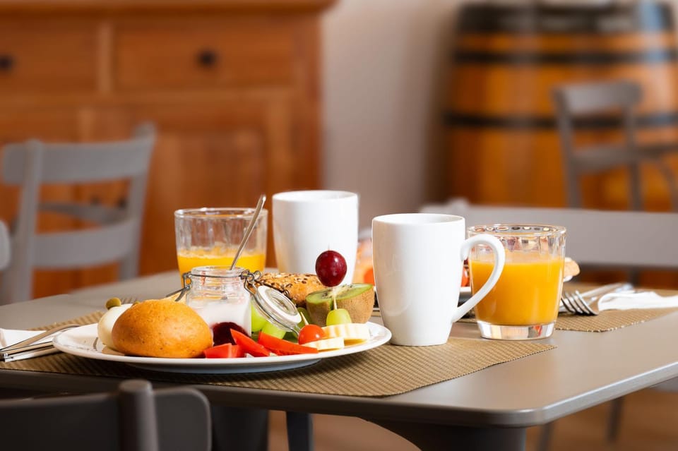 Breakfast, Buffet breakfast
