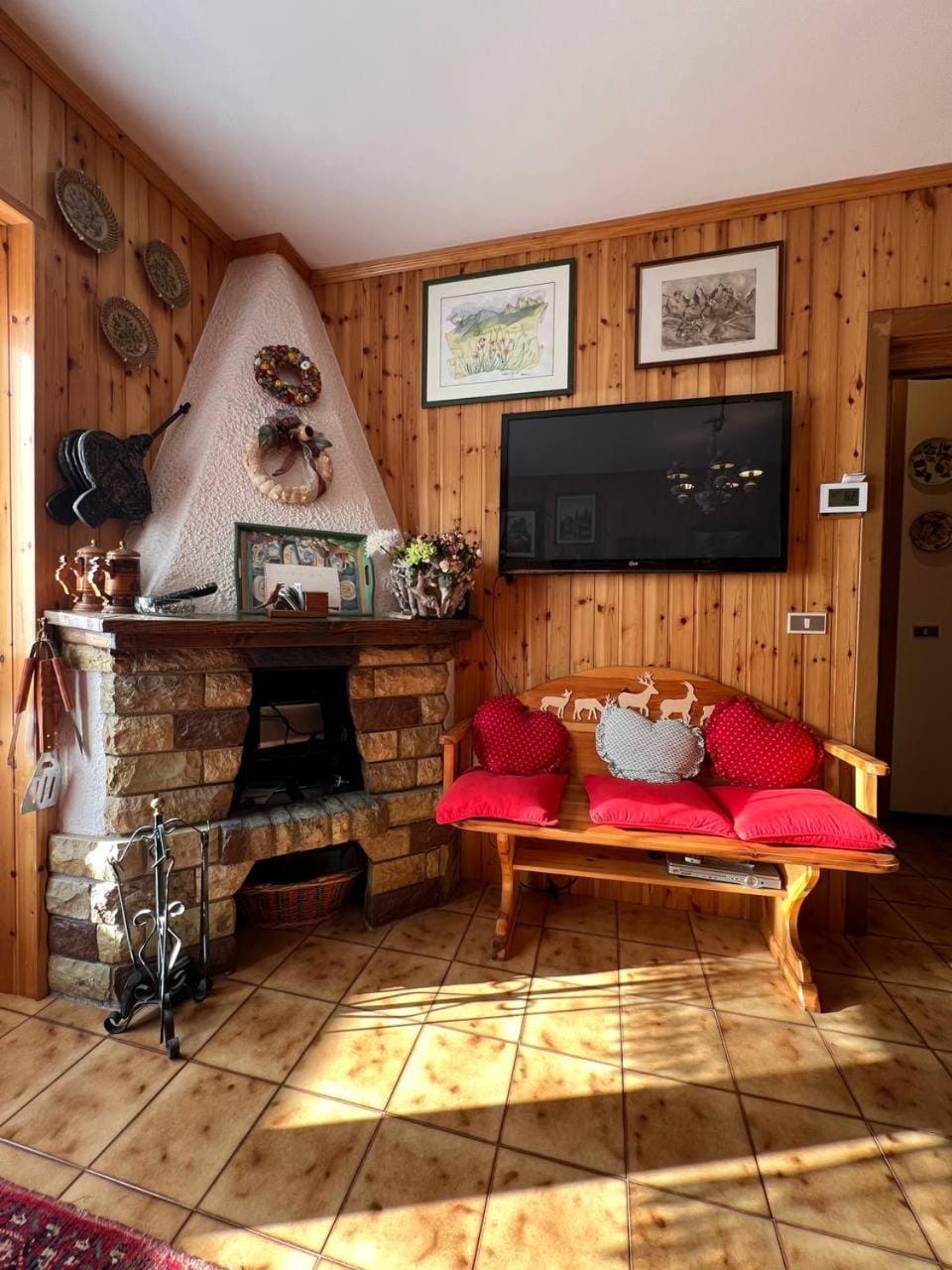 TV and multimedia, Living room