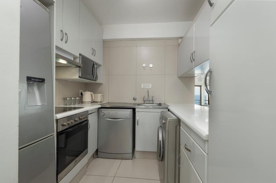 Coffee/tea facilities, Kitchen or kitchenette, Area and facilities, Area and facilities, Family, Family, dishwasher, internet, internet, microwave, oven, storage, storage, stove, toaster, toaster, washing machine, washing machine, kitchen, kitchen, air conditioner, air conditioner