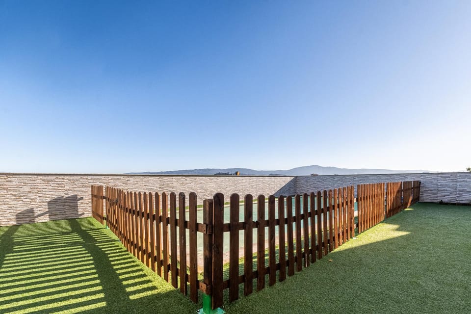 Day, Natural landscape, Mountain view, Sea view, Swimming pool